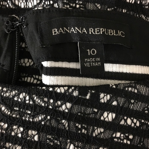 Banana Republic Flutter Sleeve Striped Lace Dress - Picture 7 of 9